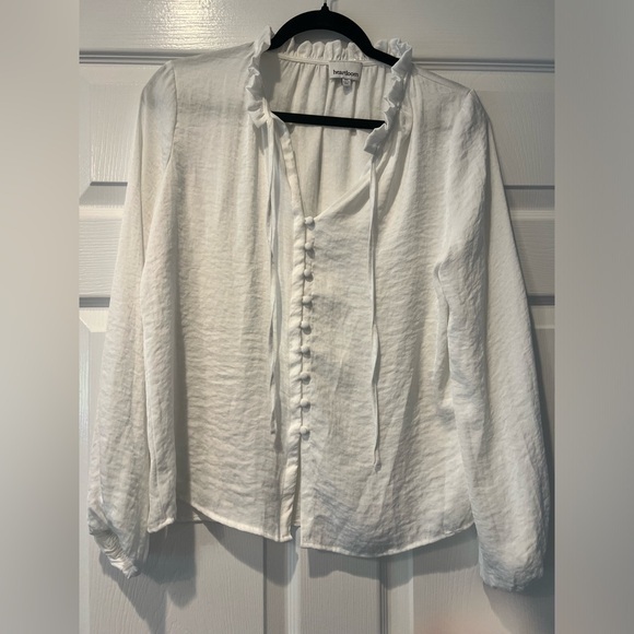 Heartloom Tops - HEARTLOOM WHITE TOP SIZE XS